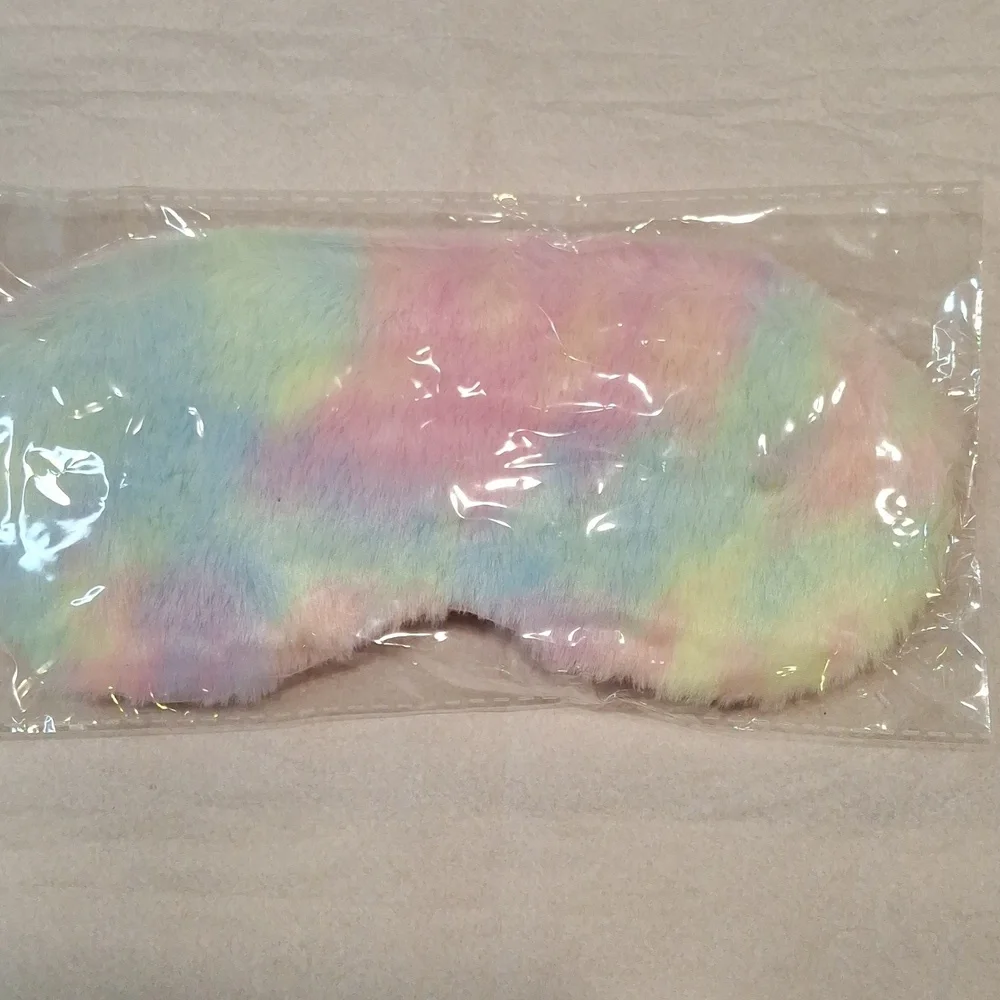 Colorful Makeup Sponge & Accessory Set - Picture 3 of 5
